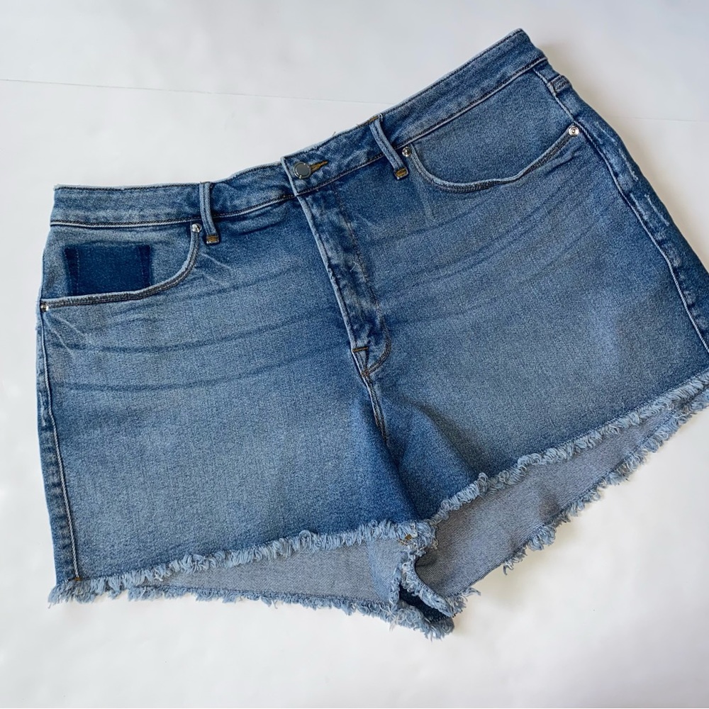 Good American Cut Off  Jean Shorts Womens Blue Distressed Frayed Hem